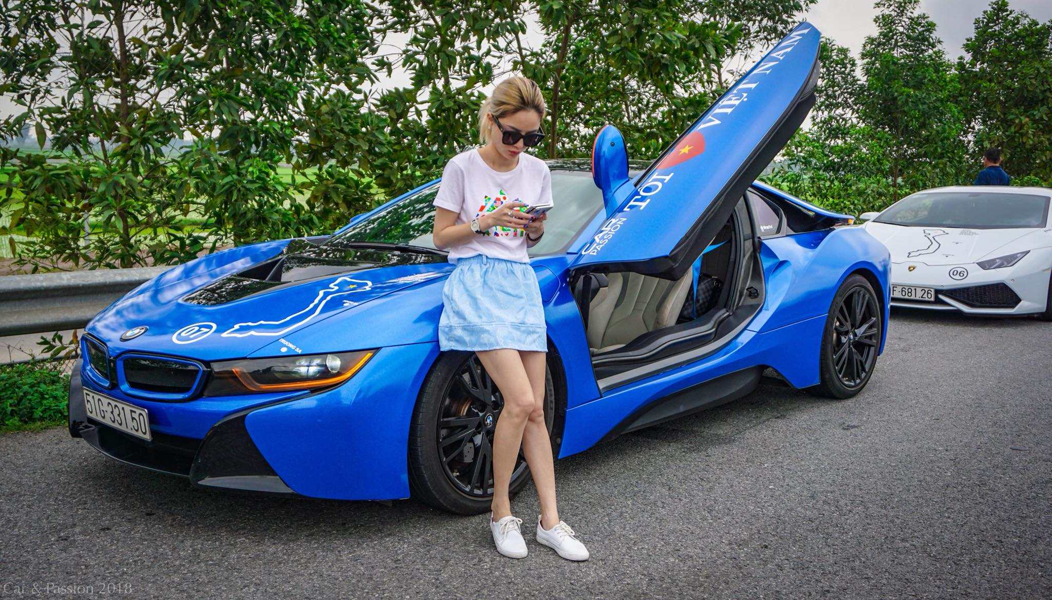 Con cưng 7 tỷ một thời của c&aacute;c đại gia Việt BMW i8 giảm gi&aacute; gần một nửa - Ảnh 1.