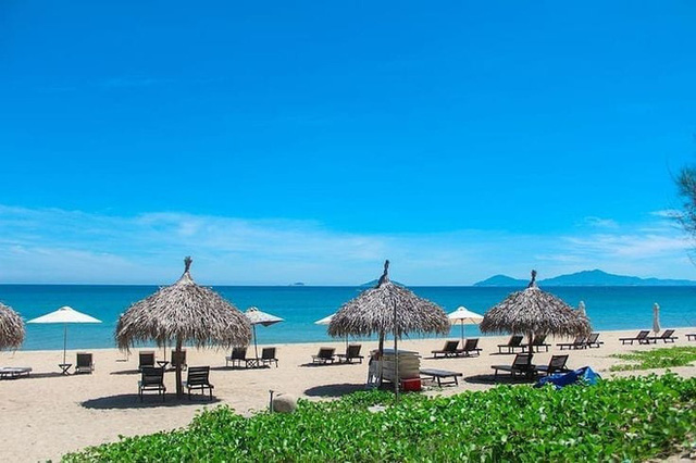 Không phải Phú Quốc, Nha Trang hay Hạ Long, đây là 2 đại diện của Việt Nam lọt top 25 bãi biển đẹp nhất châu Á - Ảnh 2.