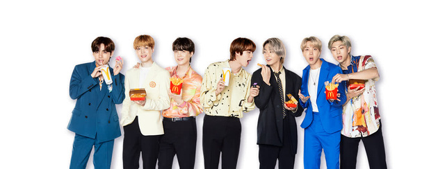 Cộng đồng fan BTS Việt Nam vừa chi 1,2 tỷ đồng mua hết sạch 10.000 suất McDonalds chỉ trong 1 ngày, chỉ trích hãng gà rán in nhầm poster đối thủ của idol - Ảnh 1.