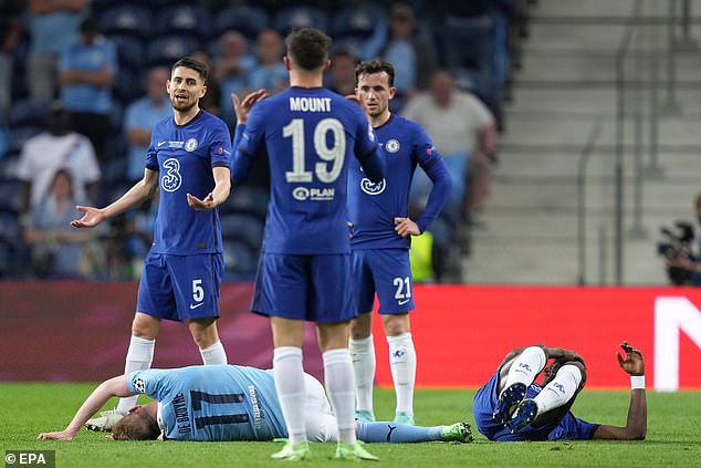 Sao Man City rời sân trong nước mắt, bất lực nhìn Chelsea vô địch Champions League - Ảnh 2.
