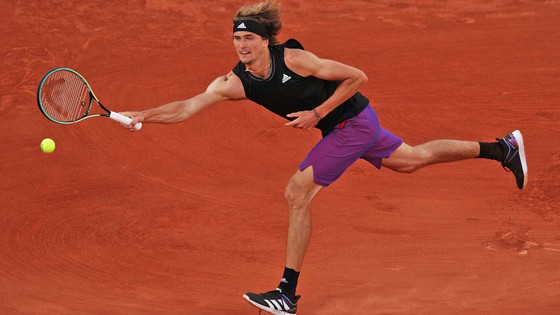 Roland Garros: “Hoàng tử sân đất nện” Dominic Thiem bị loại ngay trong ngày mở màn - Ảnh 2.