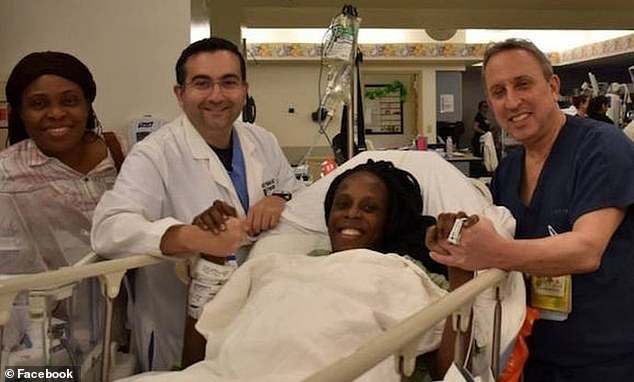 Bà mẹ trẻ 1 lần sinh 9 khiến các bác sĩ tròn mắt - Ảnh 1. Bà mẹ trẻ 1 lần sinh 9 khiến các bác sĩ tròn mắt - Ảnh 1.