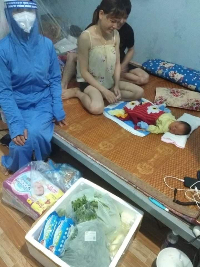 Khoảnh khắc nữ công nhân sinh con giữa tâm dịch Bắc Giang, chỉ chậm vài phút là không kịp cứu - Ảnh 1.