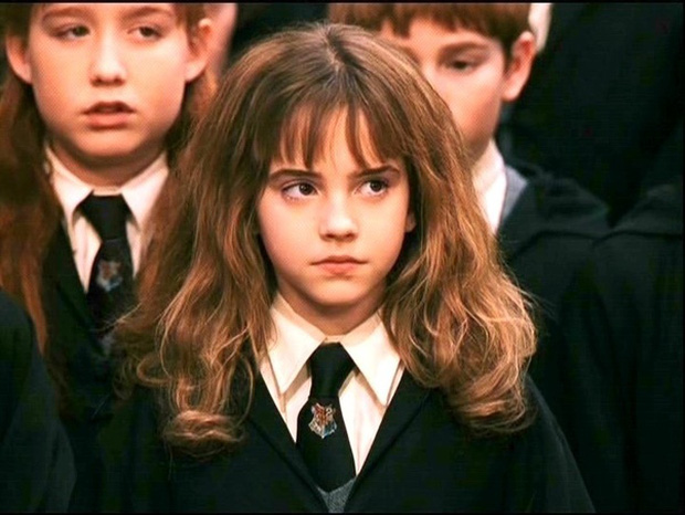 “Bóc trần” mặt tối dàn sao Harry Potter: Nam chính lợi dụng phim để ngủ với fan, Emma suýt nghỉ quay, 1 người gây sốc vì đi tù 2 năm - Ảnh 5.