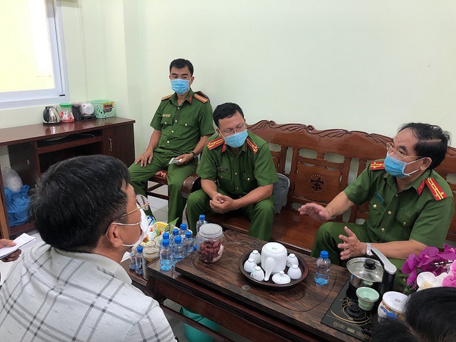 Vụ cô gái bị hiếp dâm, giết hại và ném xác xuống sông ở Đồng Tháp: Lời khai của các nghi phạm - Ảnh 1. Vụ cô gái bị hiếp dâm, giết hại và ném xác xuống sông ở Đồng Tháp: Lời khai của các nghi phạm - Ảnh 1.