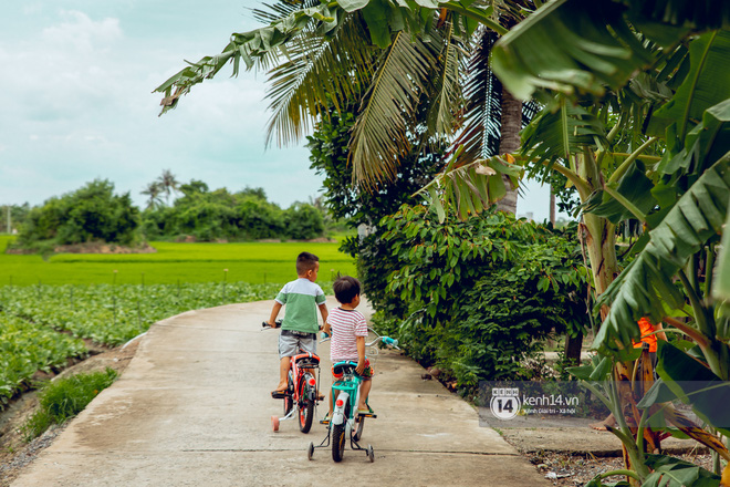 Trực tiếp đến Tiền Giang: Đau lòng khi thấy nhà Hồ Văn Cường bị bỏ hoang, hàng xóm kể lâu rồi không thấy bố mẹ ruột và Phi Nhung về thăm - Ảnh 17.