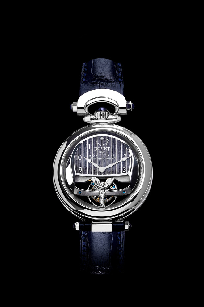 Đẳng cấp chơi của giới siêu giàu: Mua xe đắt nhất thế giới của Rolls-Royce thì phải đeo siêu đồng hồ này - Ảnh 3.