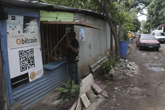 Làng chài nhỏ bên bờ biển ở El Salvador này đang hé lộ cái nhìn thoáng qua về một nền kinh tế tiền điện tử - Ảnh 3.