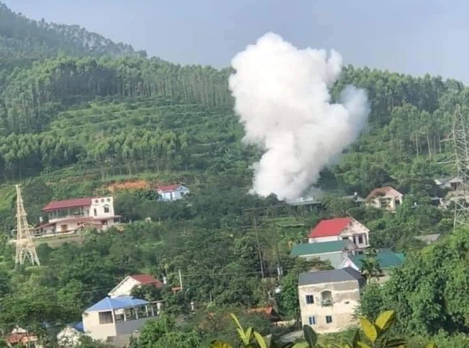 Vụ nổ tại nhà bố vợ khiến thanh niên tử vong ở Yên Bái: Nổ to như mìn, rung lắc cả đất và nhà - Ảnh 4. Vụ nổ tại nhà bố vợ khiến thanh niên tử vong ở Yên Bái: Nổ to như mìn, rung lắc cả đất và nhà - Ảnh 4.