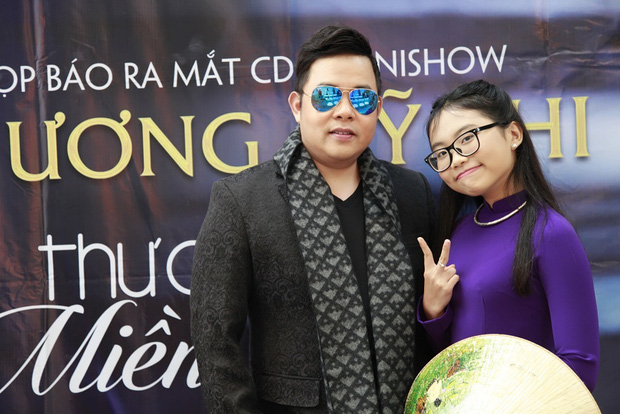 Phương Mỹ Chi từng nói về ba nuôi Quang Lê: Show nào có ba Lê đều có em, rời công ty nhưng vẫn sẵn sàng có mặt bất cứ khi nào ba cần - Ảnh 1.