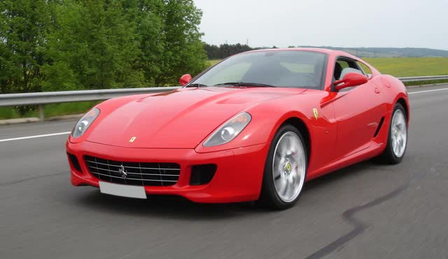 Xuất hiện nhiều hình ảnh cho thấy Ferrari 599 GTB vừa về Việt Nam có những trang bị lạ lùng, khác chiếc từng của đại gia cà phê Đặng Lê Nguyên Vũ - Ảnh 5.