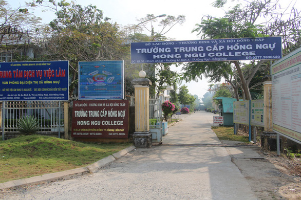 Nam thanh niên tử vong trong khu cách ly; TP HCM có thêm 37 ca, Bình Dương 33 ca COVID-19 - Ảnh 1.