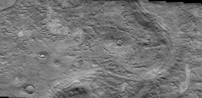 Phát hiện ra một sông băng tiềm năng nằm gần bề mặt Sao Hỏa, phù hợp làm nơi xây căn cứ cho các nhà du hành sau này - Ảnh 1.