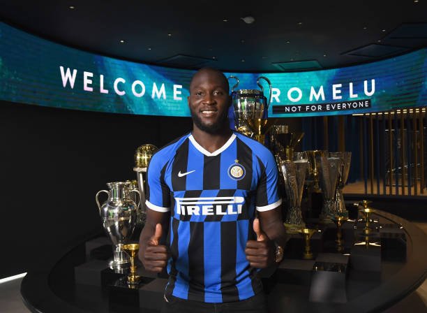 Chelsea ra giá kỷ lục, Lukaku chính thức chốt tương lai - Ảnh 1.