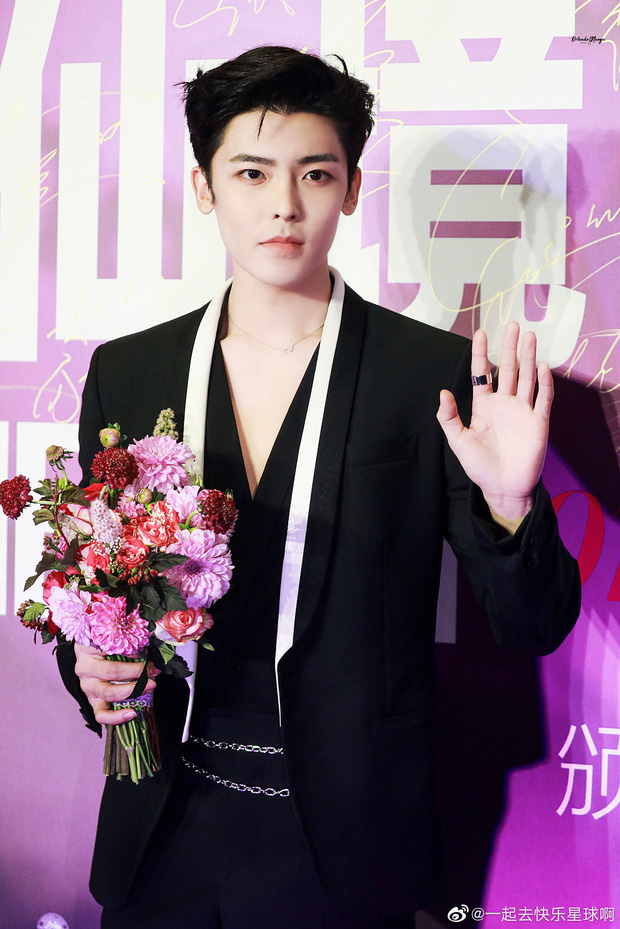 Siêu thảm đỏ Cbiz: Phạm Băng Băng chính thức tái xuất, lu mờ Ngô Cẩn Ngôn và đàn em, ai ngờ chạm mặt tình cũ tin đồn - Ảnh 16.