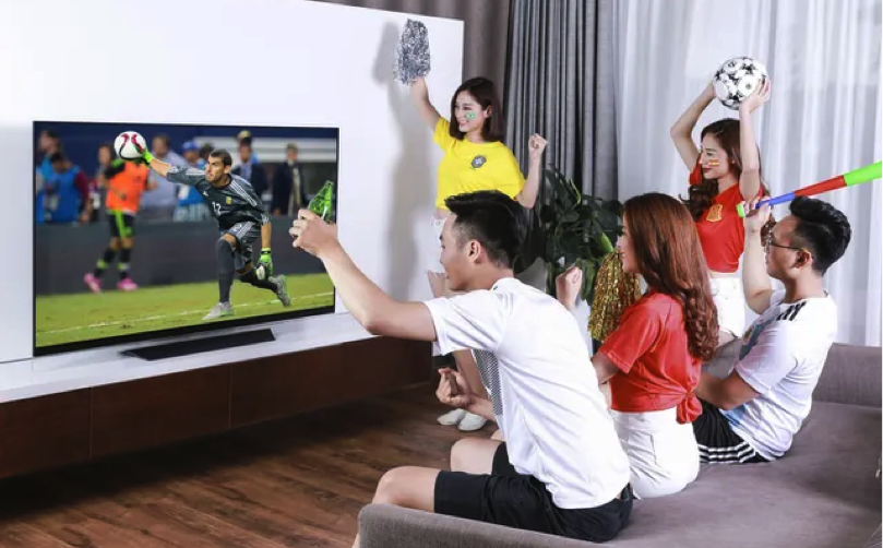 Bộ Y tế: Không tụ tập đông người xem đội tuyển Việt Nam đá vòng loại World Cup 2022