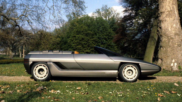 Những chiếc xe concept kỳ quặc của thập niên 1980 – Phần 2: “Thần mặt trời” Lamborghini Athon - Ảnh 1.