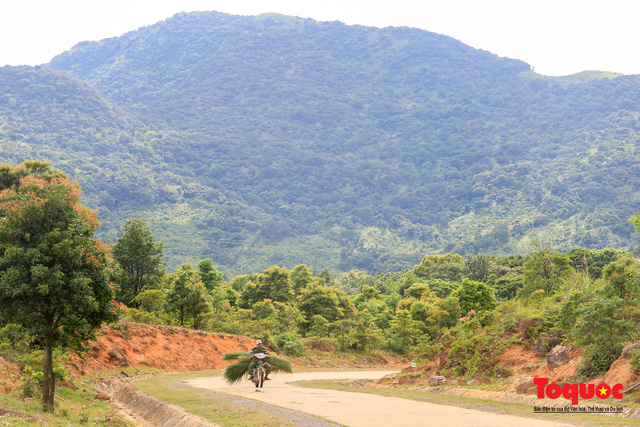 Động và thác Tà Puồng - Vẻ đẹp hoang sơ giữa núi rừng Quảng Trị - Ảnh 2.