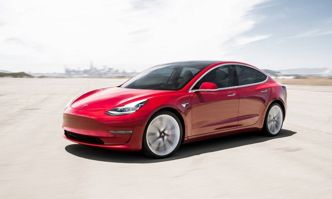 Cài số lùi nhưng xe lại tiến, chủ sở hữu Model 3 nói mình đã bị Tesla lật đổ tam quan - Ảnh 1.