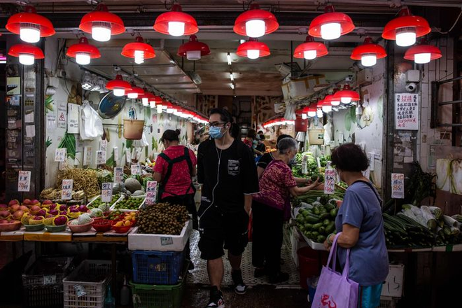 Mỹ trừng phạt 7 quan chức Trung Quốc, cảnh báo doanh nghiệp rủi ro gia tăng ở Hồng Kông - Ảnh 2.