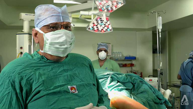 Đập xương kéo chân: Phương pháp phẫu thuật thẩm mỹ kinh dị đột nhiên thành “hot trend” ở Ấn Độ và hậu quả kinh hoàng phía sau - Ảnh 5.