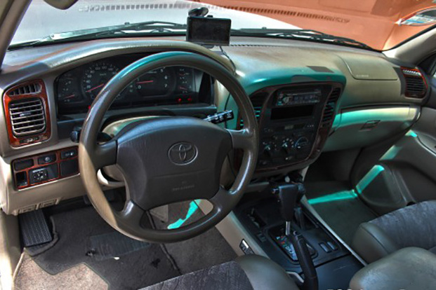 Tài xế Toyota Land Cruiser 1999 chở Thứ trưởng: ‘22 năm chinh chiến Bắc Nam vẫn an toàn, bền bỉ, dùng 10 năm nữa vẫn tốt’ - Ảnh 5.