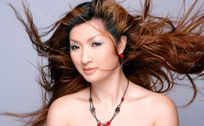 Nhan sắc thời trẻ của Nguyễn Hồng Nhung - nữ ca sĩ khổ sở vì scandal lộ clip nóng - Ảnh 3. Nhan sắc thời trẻ của Nguyễn Hồng Nhung - nữ ca sĩ khổ sở vì scandal lộ clip nóng - Ảnh 3.