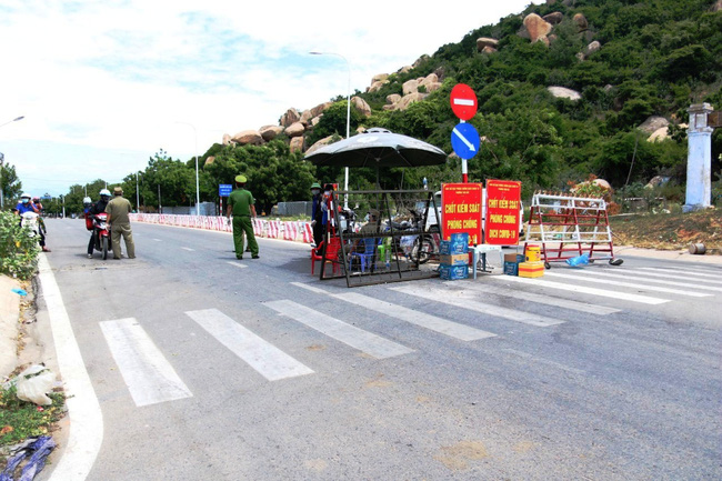  Vụ “tiền không phải là mặt hàng cấp thiết” ở Ninh Thuận: Huyện ủy chỉ đạo chấn chỉnh, rút kinh nghiệm  - Ảnh 1.