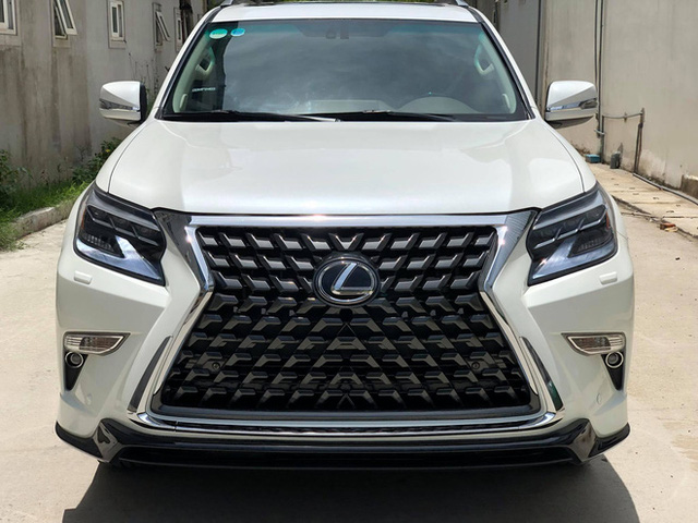  Thợ Việt lột xác Lexus GX 460 giá 2 tỷ thành xe gần 6 tỷ với chi phí 300 triệu đồng, người thường khó nhận ra  - Ảnh 2.