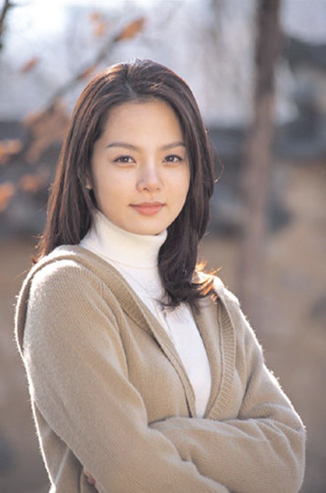 Những tượng đài nhan sắc thảm nhất Kbiz: Song Hye Kyo ồn ào với cả 3 mối tình, Choi Ji Woo - Chaerim bị “cắm sừng” cả dàn - Ảnh 12.