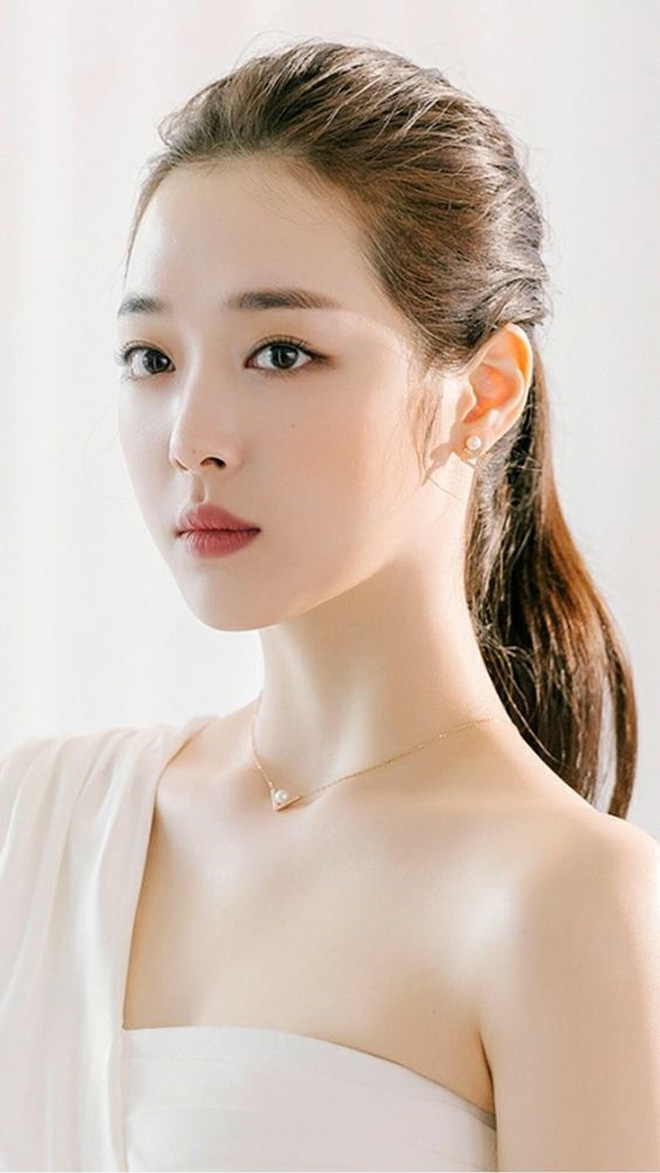 Những tượng đài nhan sắc thảm nhất Kbiz: Song Hye Kyo ồn ào với cả 3 mối tình, Choi Ji Woo - Chaerim bị “cắm sừng” cả dàn - Ảnh 23.