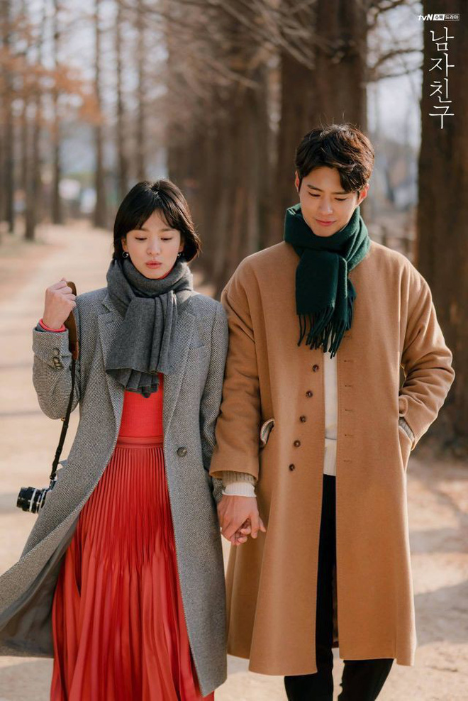 Những tượng đài nhan sắc thảm nhất Kbiz: Song Hye Kyo ồn ào với cả 3 mối tình, Choi Ji Woo - Chaerim bị “cắm sừng” cả dàn - Ảnh 10.