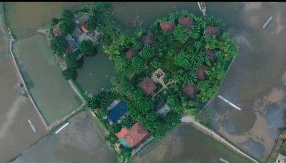 Ở Việt Nam có một resort hình trái tim rất đẹp, còn lọt top địa điểm lên hình đẹp nhất thế giới do TripAdvisor bình chọn - Ảnh 2.