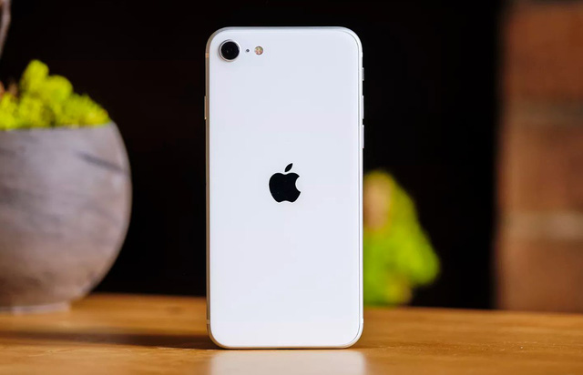  iPhone 11, iPhone 12, iPhone XR .... đua nhau hạ giá  - Ảnh 6.