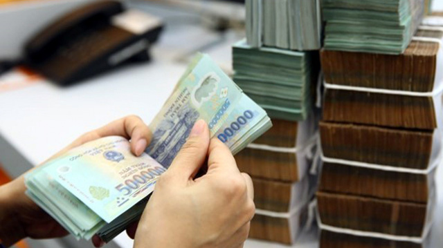 Lãi suất huy động giảm, lãi vay ngân hàng vẫn cao! - Ảnh 1. Lãi suất huy động giảm, lãi vay ngân hàng vẫn cao! - Ảnh 1.