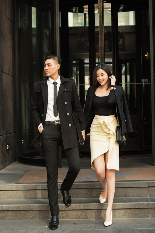 Tình tri kỷ của Cao Thái Hà và Đức Long: Kề cận như gia đình, gắn bó suốt sự nghiệp, xúc động lời hứa với mẹ ruột của bạn quá cố - Ảnh 13. Tình tri kỷ của Cao Thái Hà và Đức Long: Kề cận như gia đình, gắn bó suốt sự nghiệp, xúc động lời hứa với mẹ ruột của bạn quá cố - Ảnh 13.