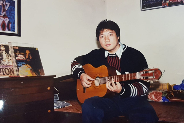 BLV Quang Huy: Cuộc đời toàn cua gắt, lần đầu phát sóng chỉ được vài chục nghìn, ăn 10 - 20 bát cơm để bình luận xuyên đêm - Ảnh 3. BLV Quang Huy: Cuộc đời toàn cua gắt, lần đầu phát sóng chỉ được vài chục nghìn, ăn 10 - 20 bát cơm để bình luận xuyên đêm - Ảnh 3.