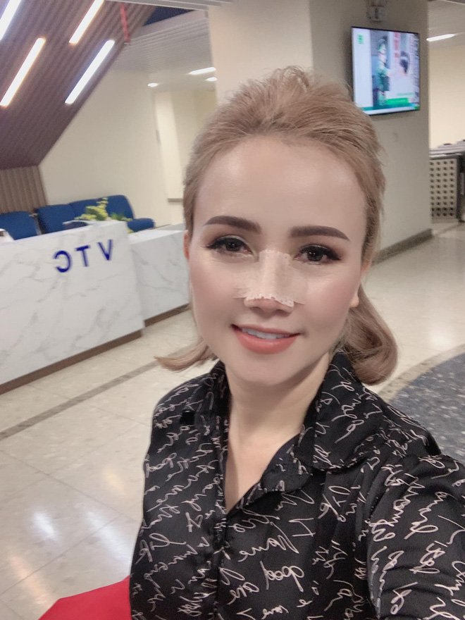 Bị chồng cũ hành hung đến gãy cả sống mũi, đây là diện mạo hiện tại của Cô Xuyến Hoàng Yến! - Ảnh 5. Bị chồng cũ hành hung đến gãy cả sống mũi, đây là diện mạo hiện tại của Cô Xuyến Hoàng Yến! - Ảnh 5.