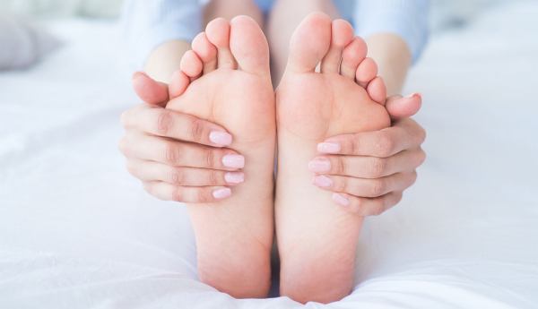Phụ nữ có 3 đặc điểm bàn chân này mang số mệnh phu nhân, cả đời sống trong nhung lụa - Ảnh 4.