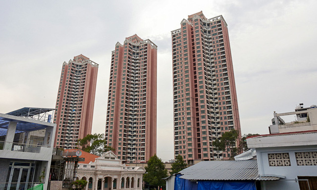 Thuận Kiều Plaza hay còn gọi là cao ốc 3 cây nhang là địa danh thế nào mà người Sài Gòn ai cũng đang nhắc? - Ảnh 2.