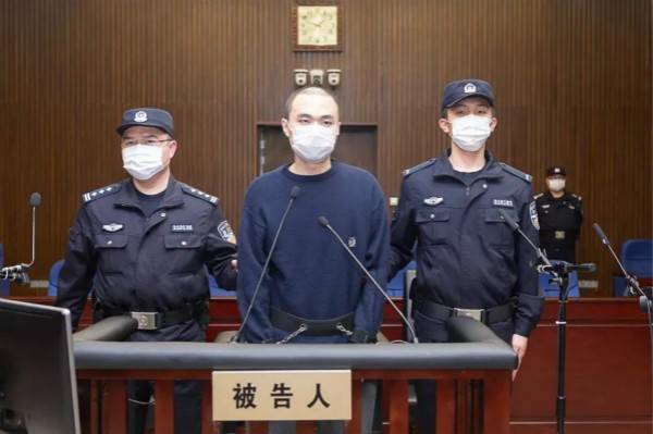 Xin tiền trả nợ không được, gã thanh niên Trung Quốc cầm dao sát hại vợ, đốt xác phi tang - Ảnh 2.