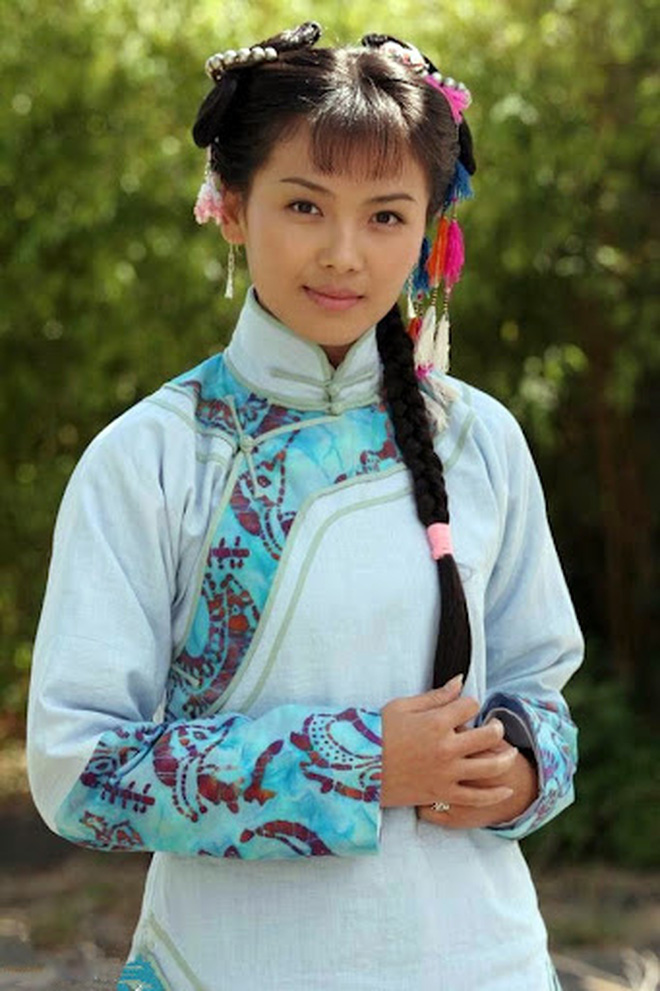 7 nàng a hoàn đẹp nhất màn ảnh Hoa ngữ: Phạm Băng Băng - Dương Mịch thần thái ngời ngời, trùm cuối còn xinh hơn cả Yoona - Ảnh 9.