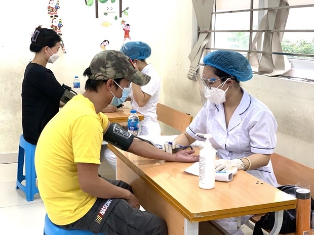  Ngày mai 100 tình nguyện viên Việt Nam thử lâm sàng vaccine ARCT-154; Vaccine Cuba hiệu quả bất ngờ trước Delta - Ảnh 1.