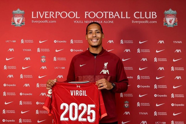 Liverpool giữ chân Virgil van Dijk đến năm 2025 - Ảnh 1.