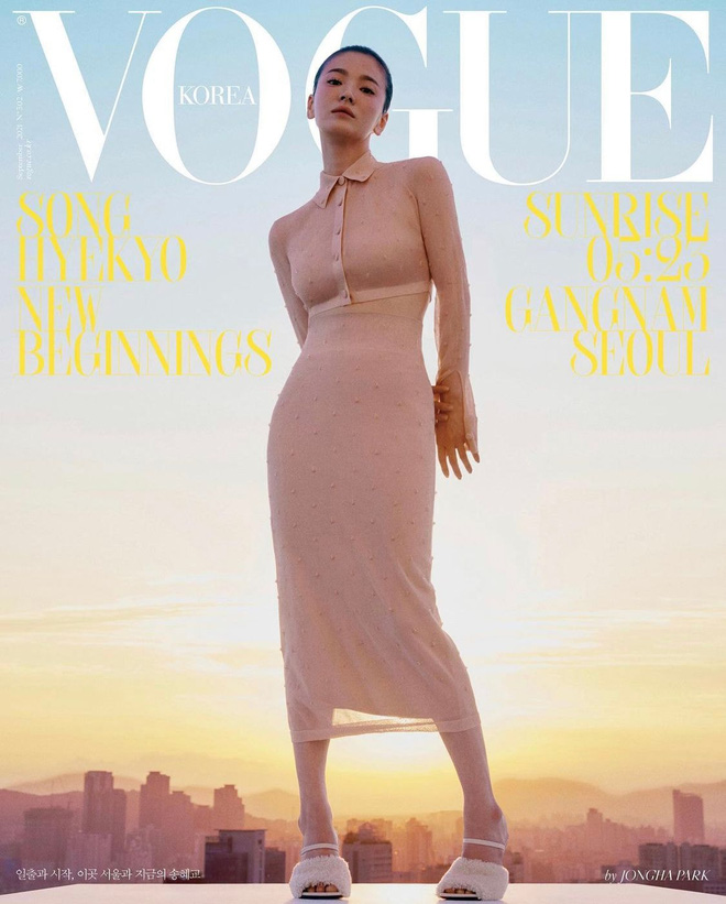 Song Hye Kyo chặt chém bìa Vogue với body 0% mỡ thừa, ai ngờ ảnh hậu trường chụp bừa còn hot hơn vì lộ visual thật - Ảnh 2.