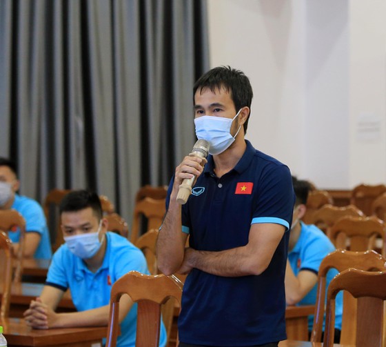 Lãnh đạo VFF trực tiếp giao chỉ tiêu cho tuyển futsal Việt Nam - Ảnh 1.