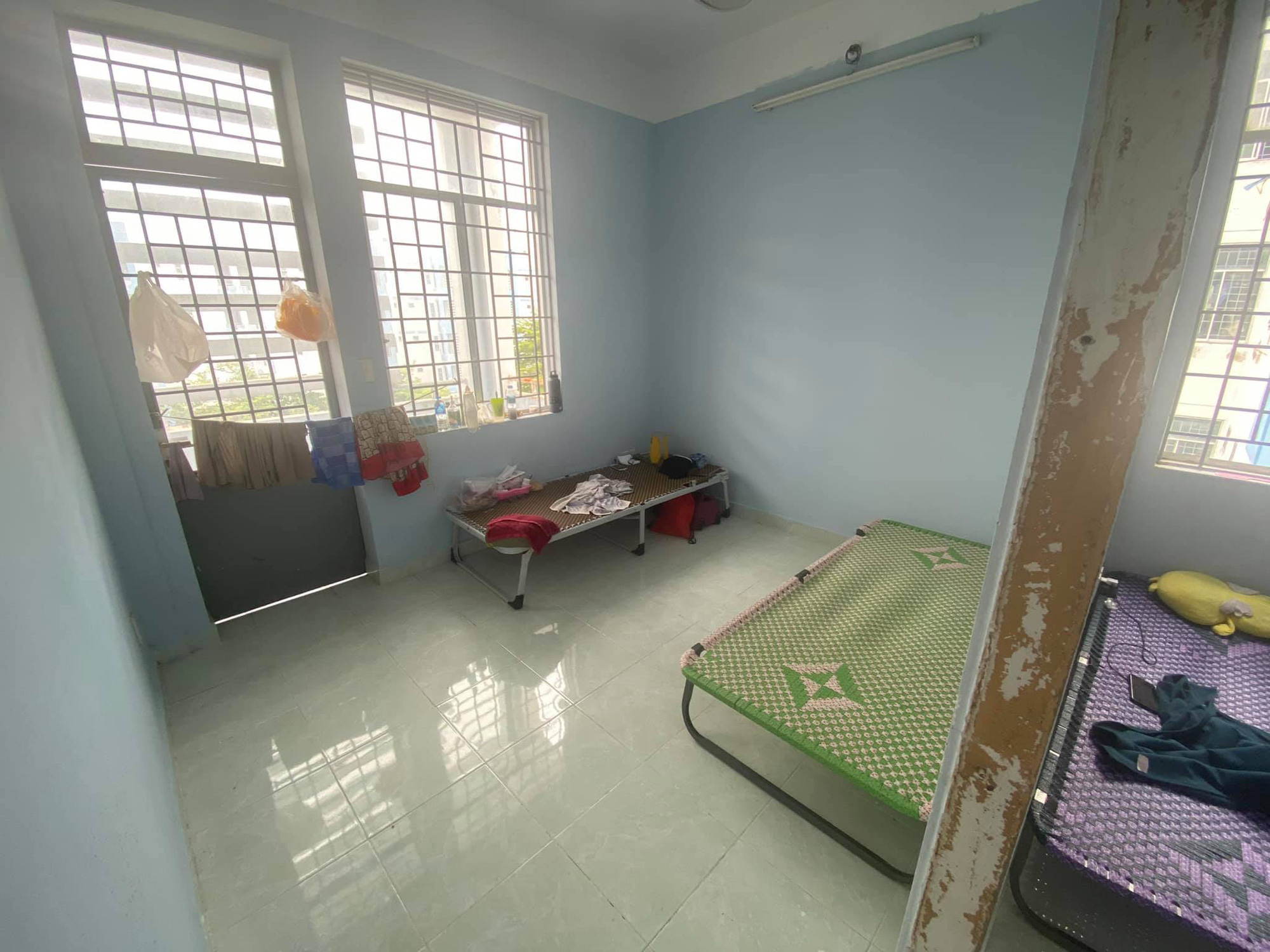 F0 lần thứ 2 vào BV dã chiến: Tôi sẽ mang năng lượng tích cực để lây nhiễm cho các bệnh nhân - Ảnh 1. F0 lần thứ 2 vào BV dã chiến: Tôi sẽ mang năng lượng tích cực để lây nhiễm cho các bệnh nhân - Ảnh 1.