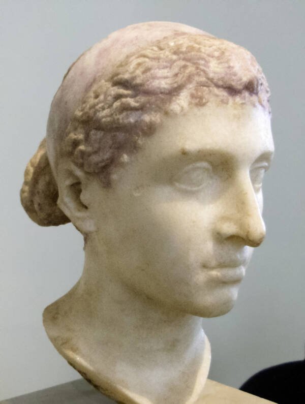 Tranh cãi thiên niên kỷ về sắc đẹp của Nữ hoàng Ai Cập Cleopatra  - Ảnh 3.