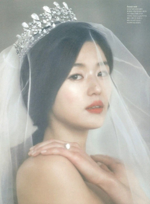 5 sao nữ cưới chồng top 1% đại gia giàu nhất xứ Hàn: Ông xã Jeon Ji Hyun đứng đầu công ty 7400 tỷ, búp bê xứ Hàn nhận quà cầu hôn 140 tỷ - Ảnh 10.