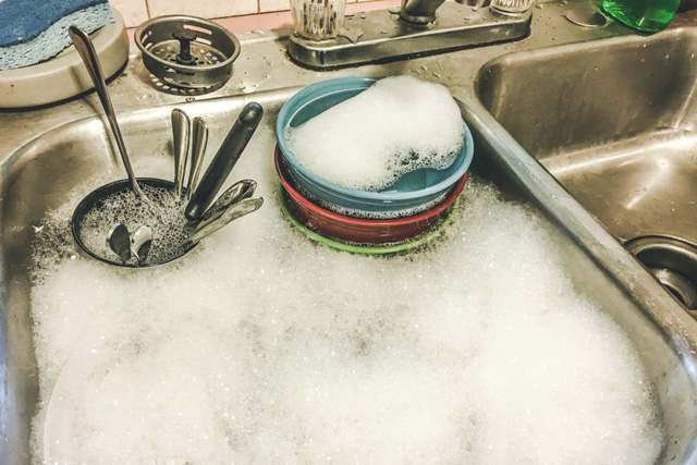 8 hành động trong quá trình rửa bát đũa làm tăng gấp đôi lượng vi khuẩn, khi ăn tất cả sẽ nằm gọn trong bụng gia đình bạn - Ảnh 5.